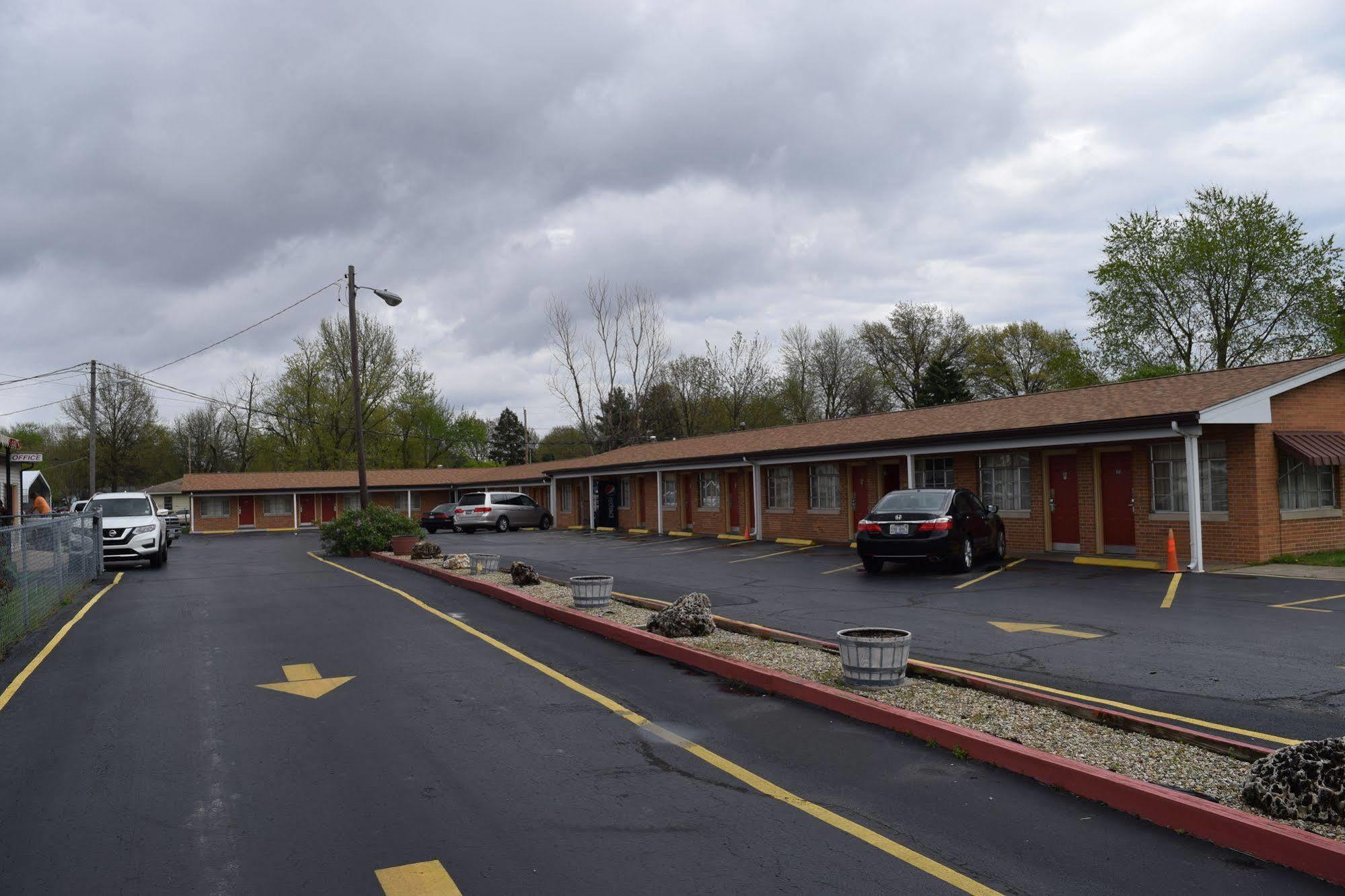 Economy Inn Taylorville Zewnętrze zdjęcie