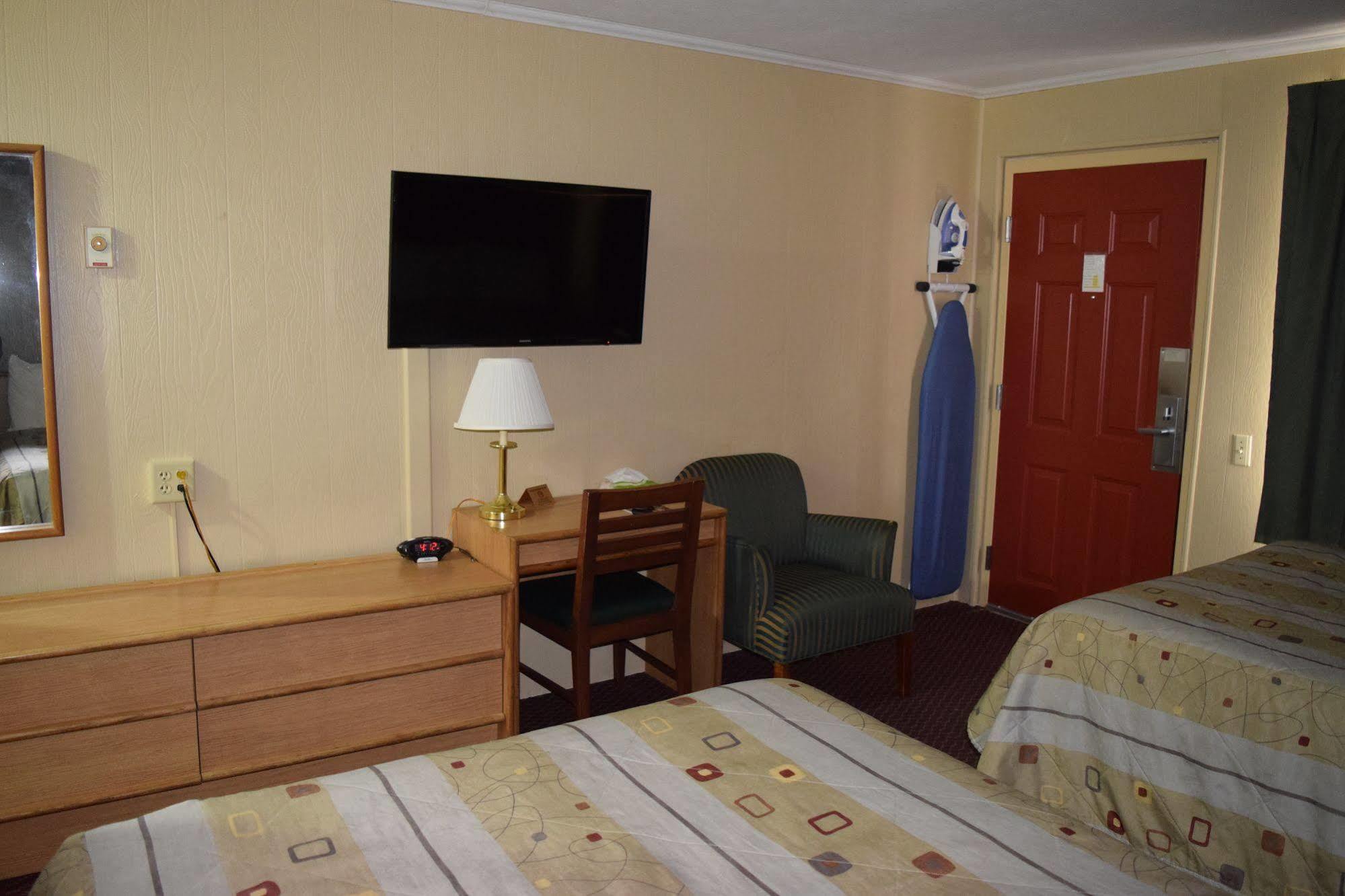Economy Inn Taylorville Zewnętrze zdjęcie